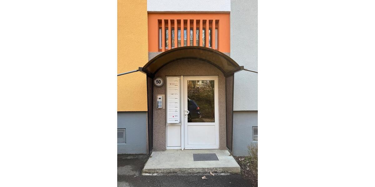 Erdgeschoßwohnung Aue-Bad Schlema Bad Schlema - 2 Zimmer, 50 m&sup2;, 320&euro; | Angebot:25843858