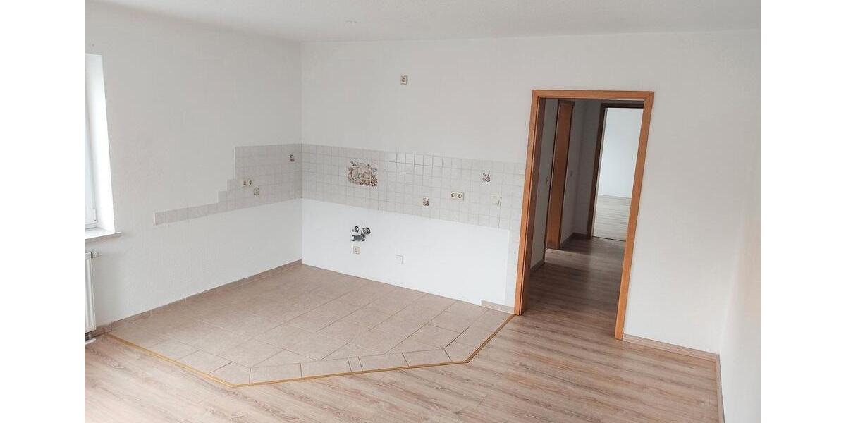 Etagenwohnung Hohenstein-Ernstthal Ernstthal - 2 Zimmer, 52 m&sup2;, 280&euro; | Angebot:25454594