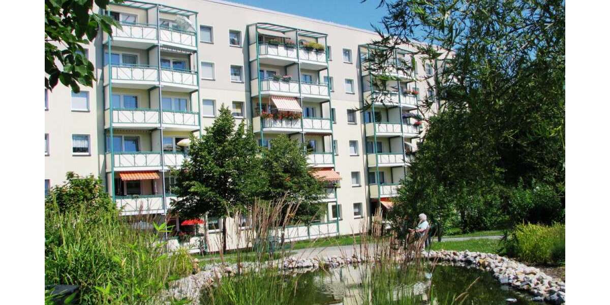 Etagenwohnung Zwickau Neuplanitz - 2 Zimmer, 38 m&sup2;, 262&euro; | Angebot:26030506