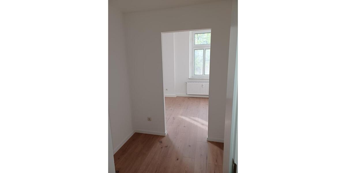 Etagenwohnung Wilkau-Haßlau Haßlau - 4 Zimmer, 125 m&sup2;, 590&euro; | Angebot:22284397