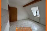 Dachgeschoßwohnung Zwickau - 3 Zimmer, 88 m&sup2;, 530&euro; | Angebot:18346902