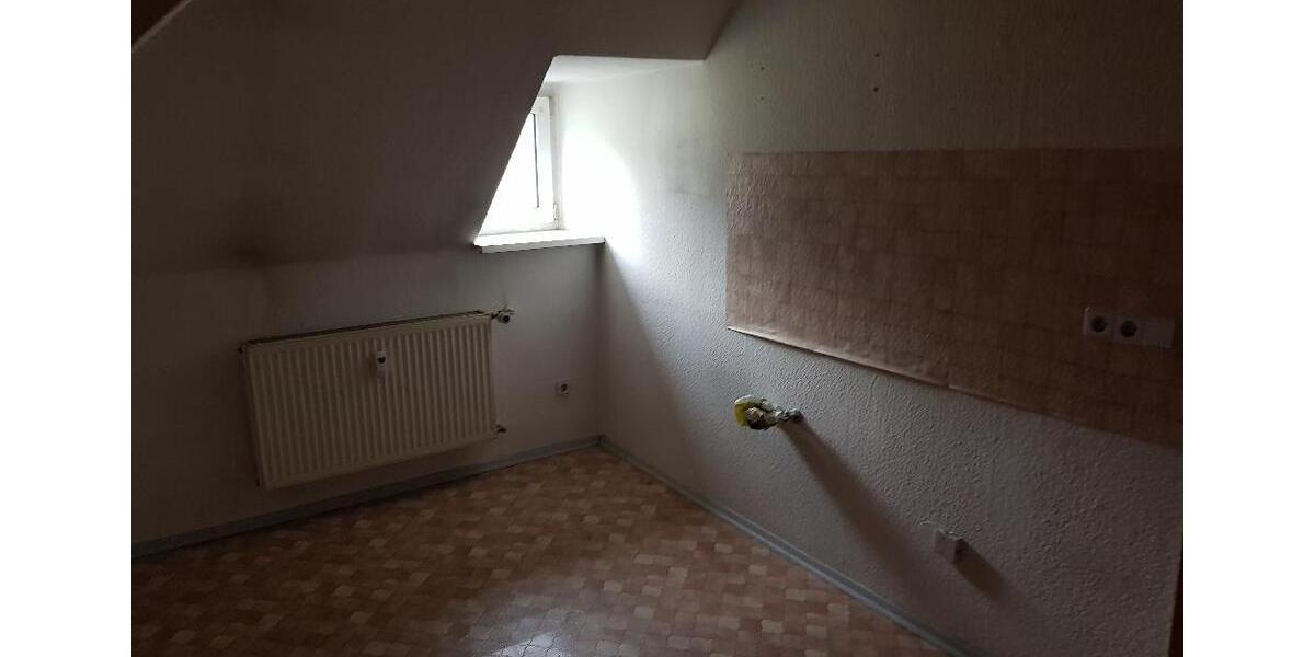 Dachgeschoßwohnung Lichtenstein (Sachsen) - 1 Zimmer, 32 m&sup2;, 163&euro; | Angebot:20444554