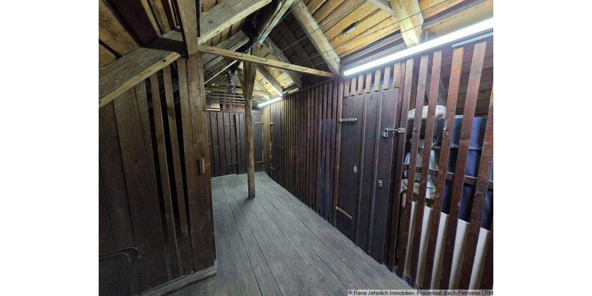 Mehrfamilienhaus, Wohnhaus Limbach-Oberfrohna Oberfrohna - 2 Zimmer, 944 m&sup2;, 499.000&euro; | Angebot:25694365