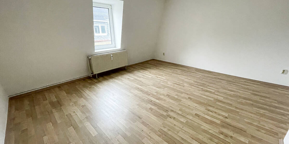 Etagenwohnung Aue-Bad Schlema Bad Schlema - 3 Zimmer, 73 m&sup2;, 405&euro; | Angebot:25744544