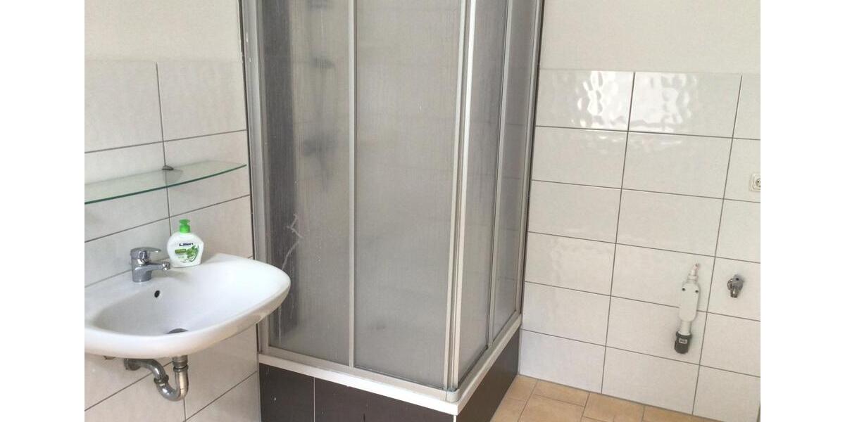 Etagenwohnung Aue-Bad Schlema Bad Schlema - 3 Zimmer, 101 m&sup2;, 400&euro; | Angebot:24770504