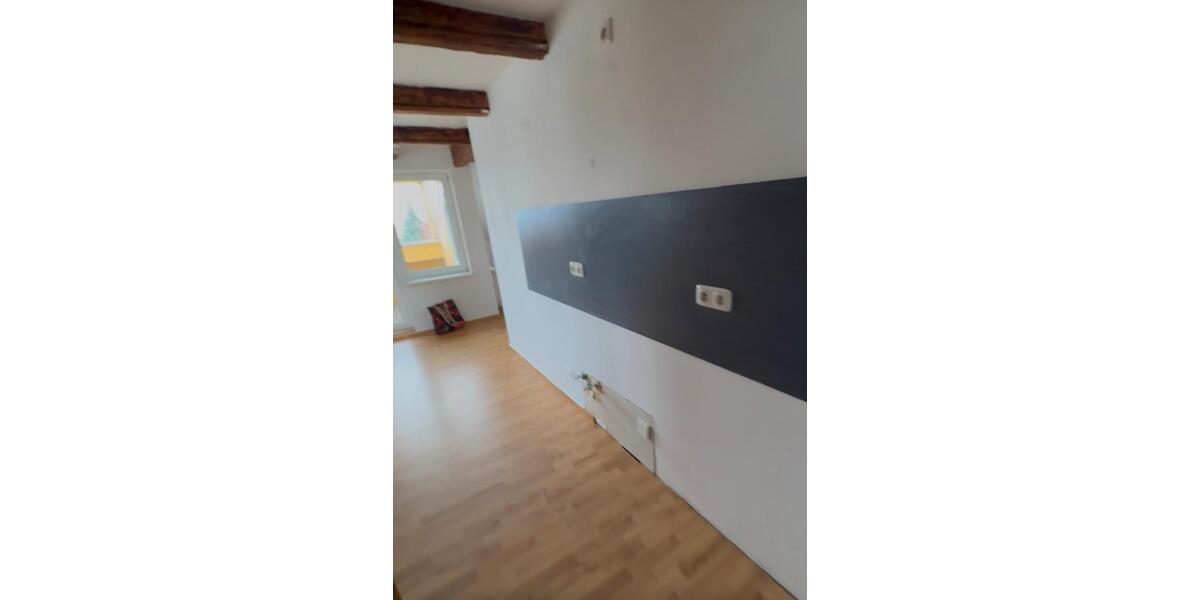 Dachgeschoßwohnung Limbach-Oberfrohna Oberfrohna - 2 Zimmer, 38 m&sup2;, 334&euro; | Angebot:25751816