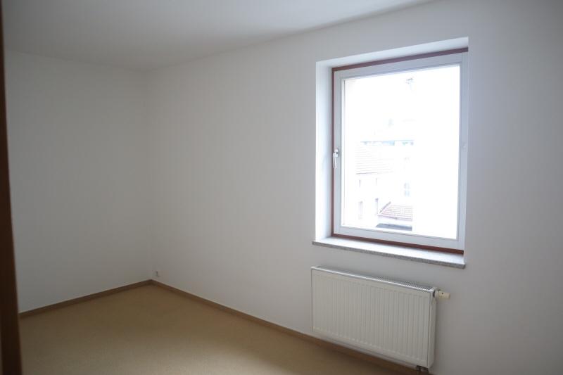 Etagenwohnung Zwickau - 3 Zimmer, 60 m&sup2;, 420&euro; | Angebot:25782376