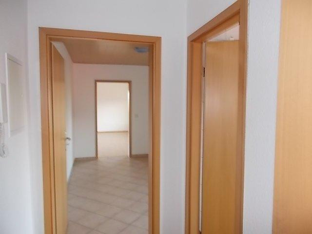 Etagenwohnung Limbach-Oberfrohna Oberfrohna - 1 Zimmer, 42 m&sup2;, 300&euro; | Angebot:25980940