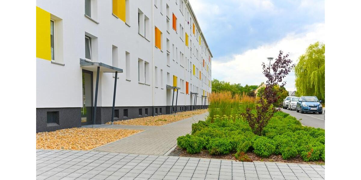 Dachgeschoßwohnung Reichenbach im Vogtland - 2 Zimmer, 48 m&sup2;, 290&euro; | Angebot:26008288