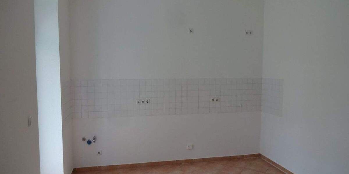 Etagenwohnung Zwickau Innenstadt - 2 Zimmer, 46 m&sup2;, 278&euro; | Angebot:25707549