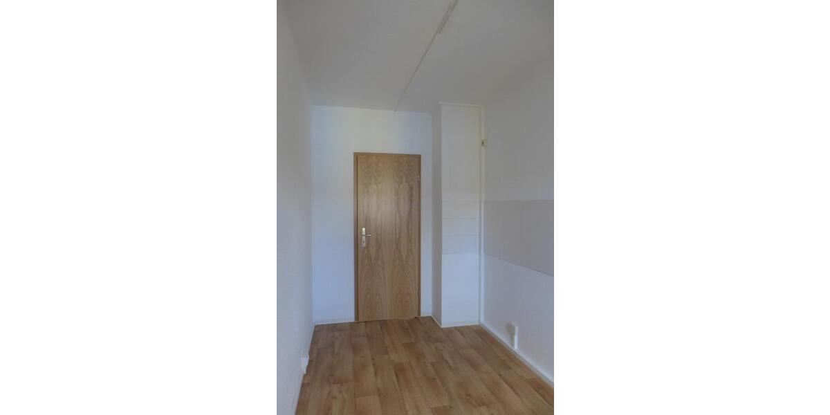 Etagenwohnung Limbach-Oberfrohna Oberfrohna - 2 Zimmer, 52 m&sup2;, 295&euro; | Angebot:25249798