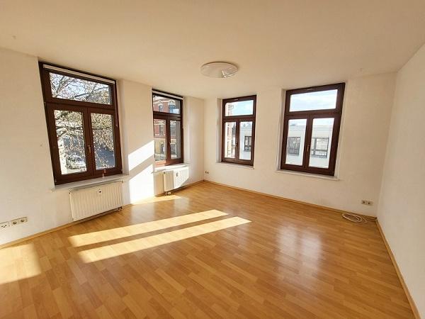 Etagenwohnung Reichenbach im Vogtland - 5 Zimmer, 124 m&sup2;, 580&euro; | Angebot:25753765