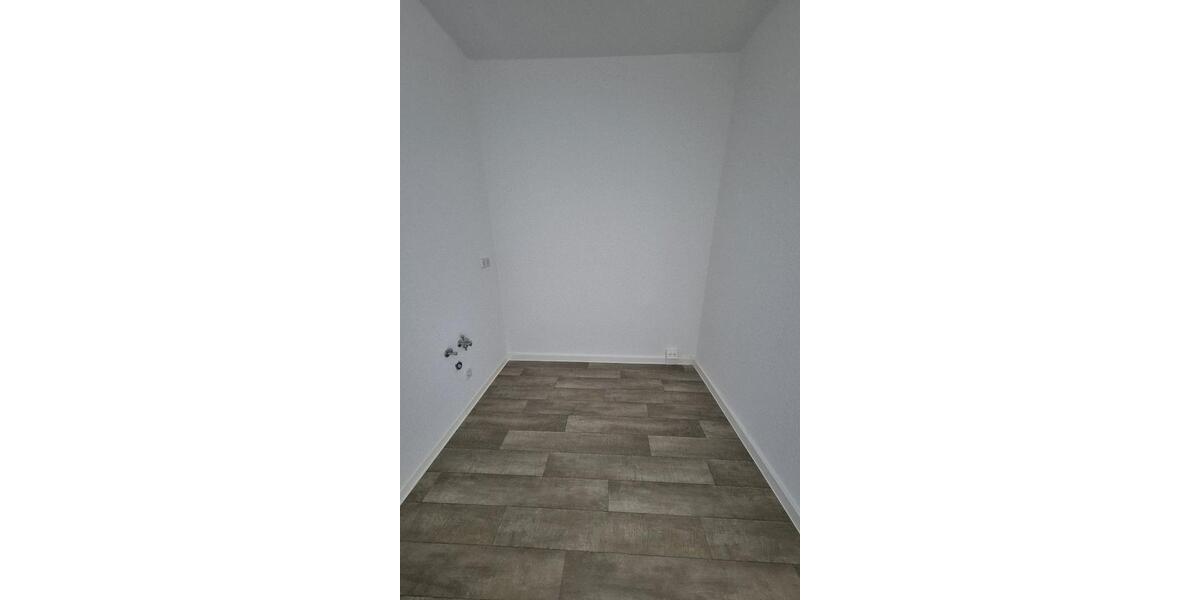 Etagenwohnung Hohenstein-Ernstthal Ernstthal - 3 Zimmer, 56 m&sup2;, 376&euro; | Angebot:24781253