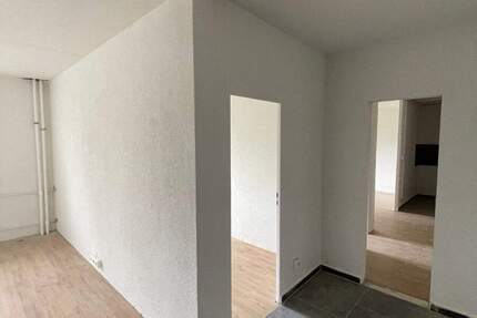 Wohnung Schneeberg Neustädtel - 7 Zimmer, 131 m&sup2;, 966&euro; | Angebot:25696282