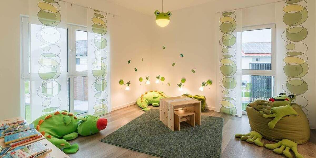 Mehrfamilienhaus, Wohnhaus Glauchau - 7 Zimmer, 218 m&sup2;, 337.799&euro; | Angebot:25715832