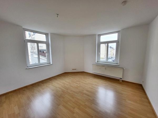 Etagenwohnung Reichenbach im Vogtland - 3 Zimmer, 57 m&sup2;, 285&euro; | Angebot:25919807