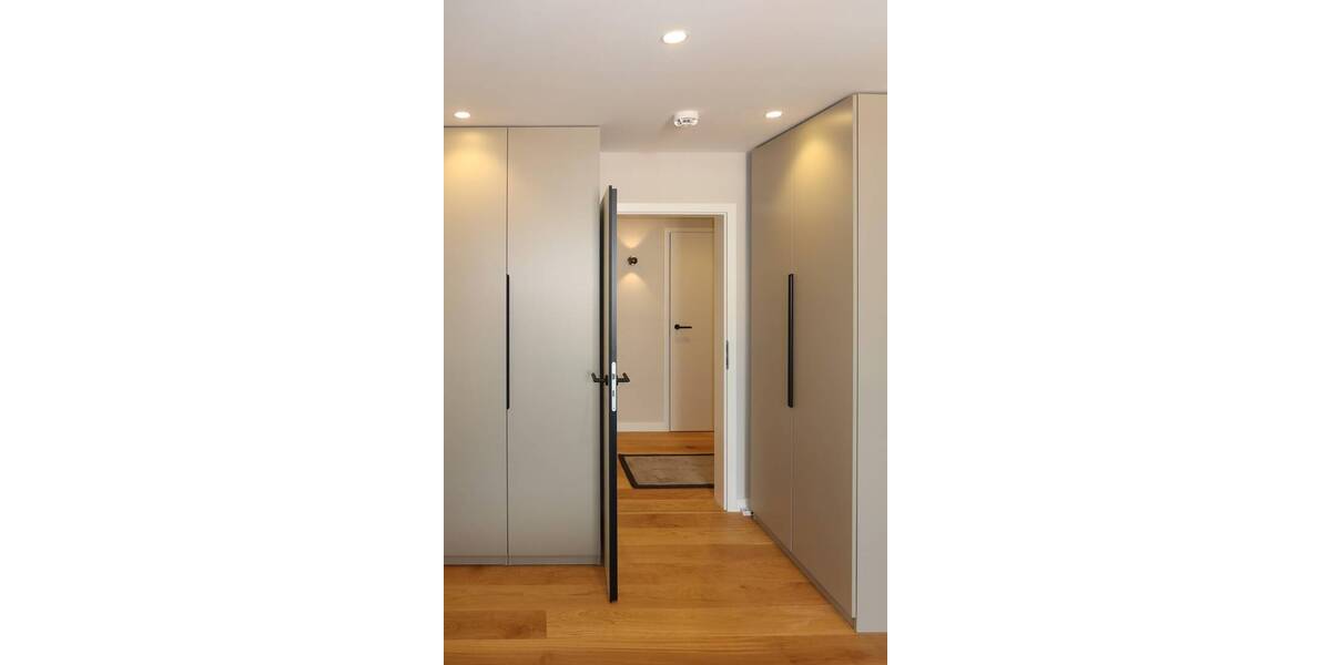 Etagenwohnung Zwickau Pölbitz - 3 Zimmer, 89 m&sup2;, 1.500&euro; | Angebot:25969722