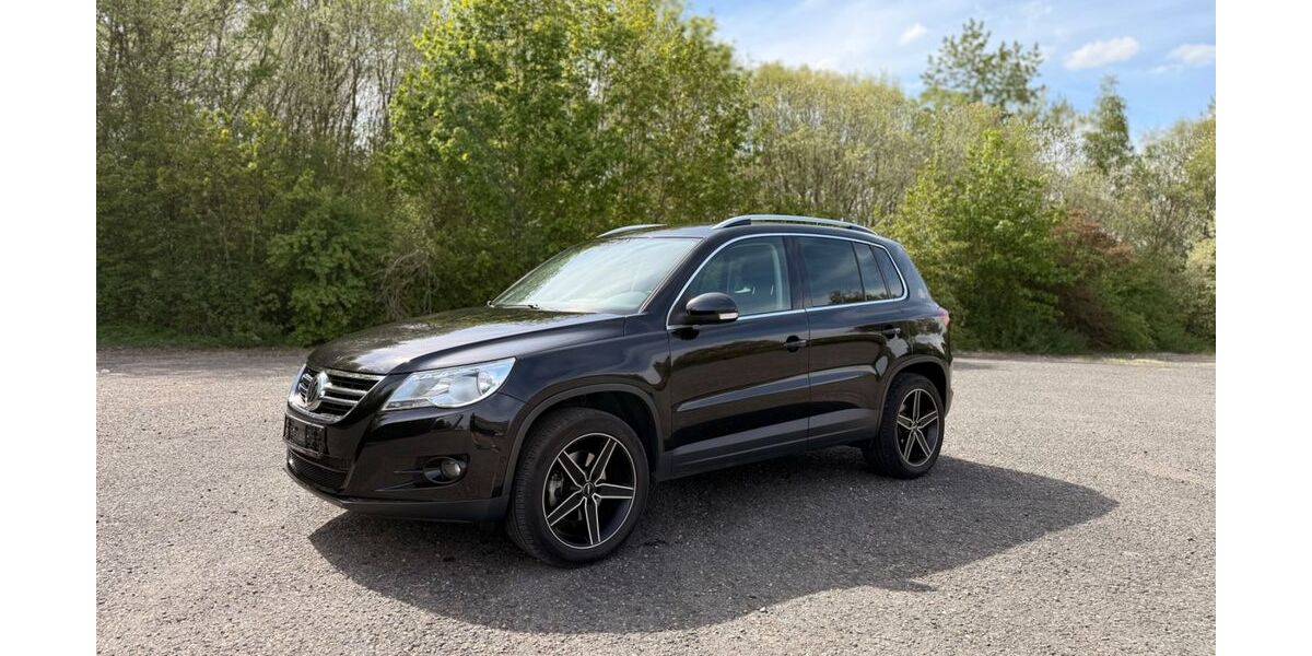 VW Tiguan 153.000 km 6.749 &euro; Werdau 08412