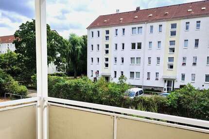 Wohnung Glauchau - 3 Zimmer, 56 m&sup2;, 400&euro; | Angebot:25875713