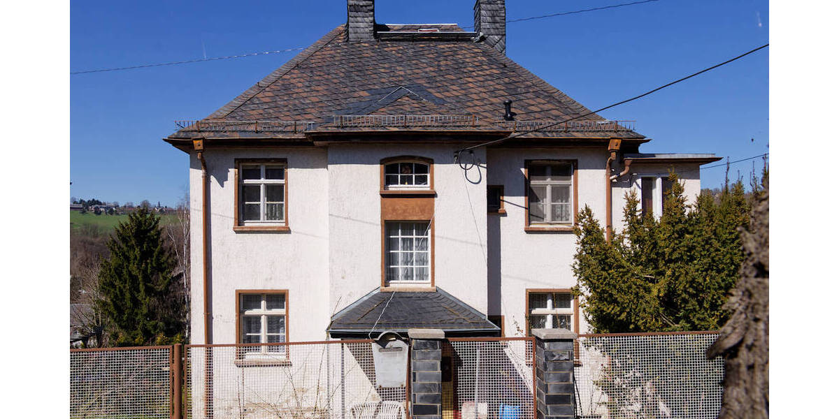 Einfamilienhaus Greiz - 5 Zimmer, 120 m&sup2;, 70.000&euro; | Angebot:25769801