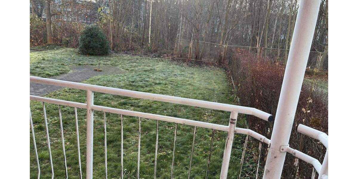 Etagenwohnung Zwickau Pölbitz - 2 Zimmer, 54 m&sup2;, 345&euro; | Angebot:25747146