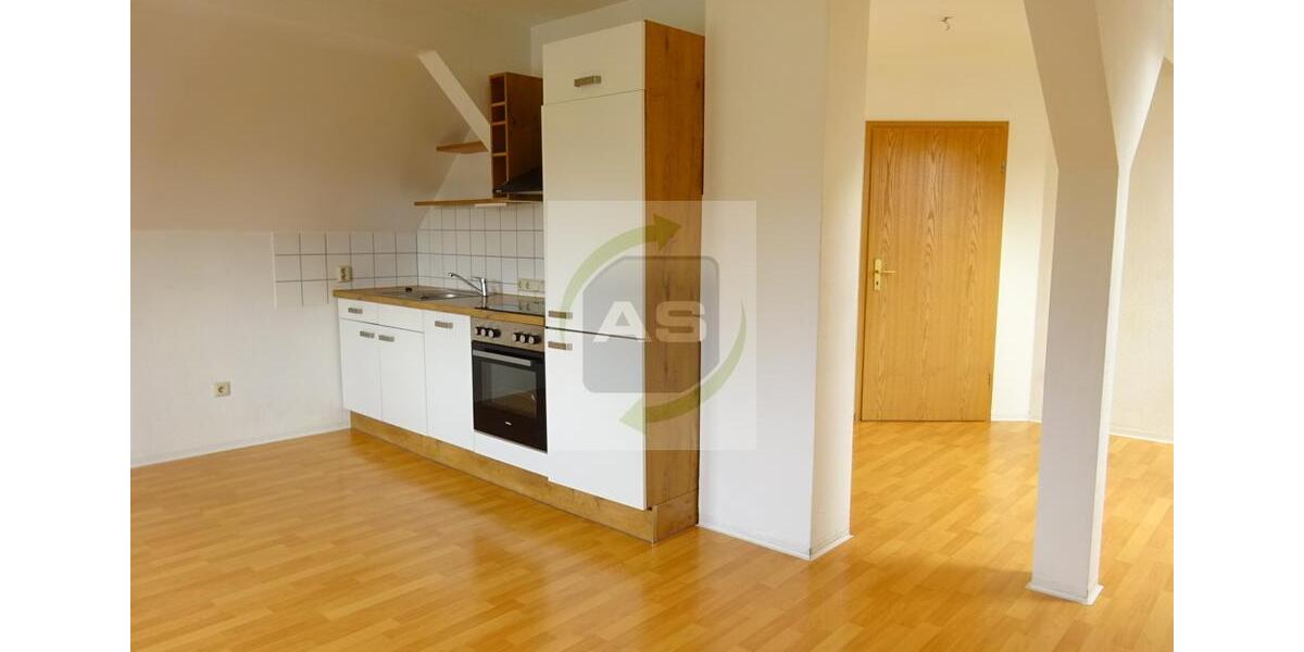 Dachgeschoßwohnung Zwickau Neuplanitz - 2 Zimmer, 70 m&sup2;, 445&euro; | Angebot:25547286