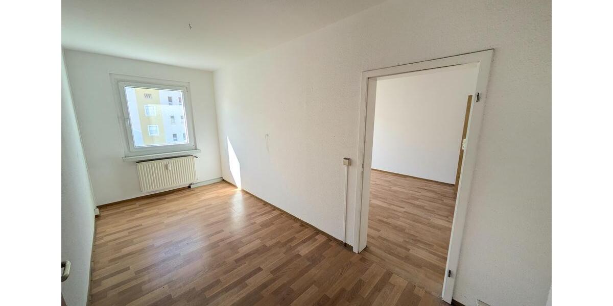 Etagenwohnung Limbach-Oberfrohna Oberfrohna - 2 Zimmer, 44 m&sup2;, 284&euro; | Angebot:25945685