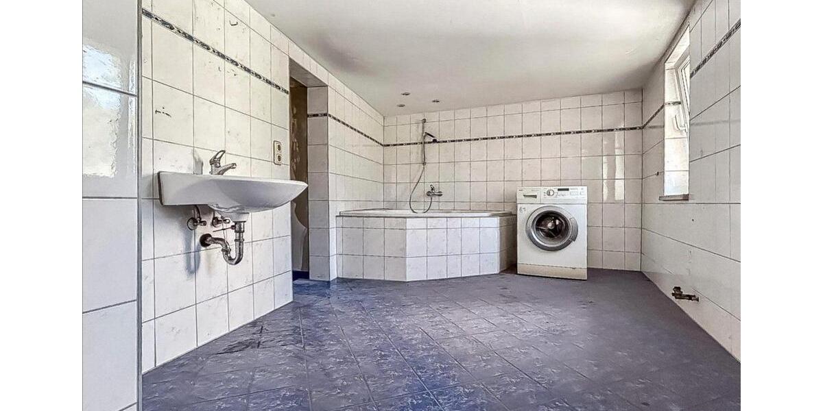 Einfamilienhaus Mohlsdorf-Teichwolframsdorf Teichwolframsdorf - 7 Zimmer, 180 m&sup2;, 42.000&euro; | Angebot:24616575