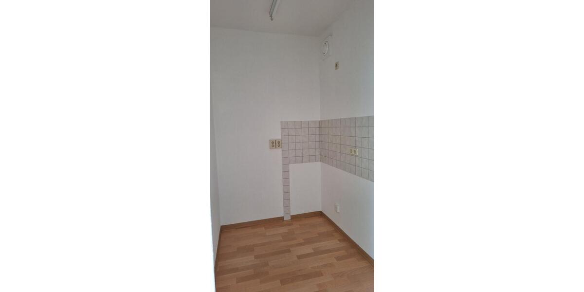 Etagenwohnung Limbach-Oberfrohna Oberfrohna - 1 Zimmer, 34 m&sup2;, 220&euro; | Angebot:21342989