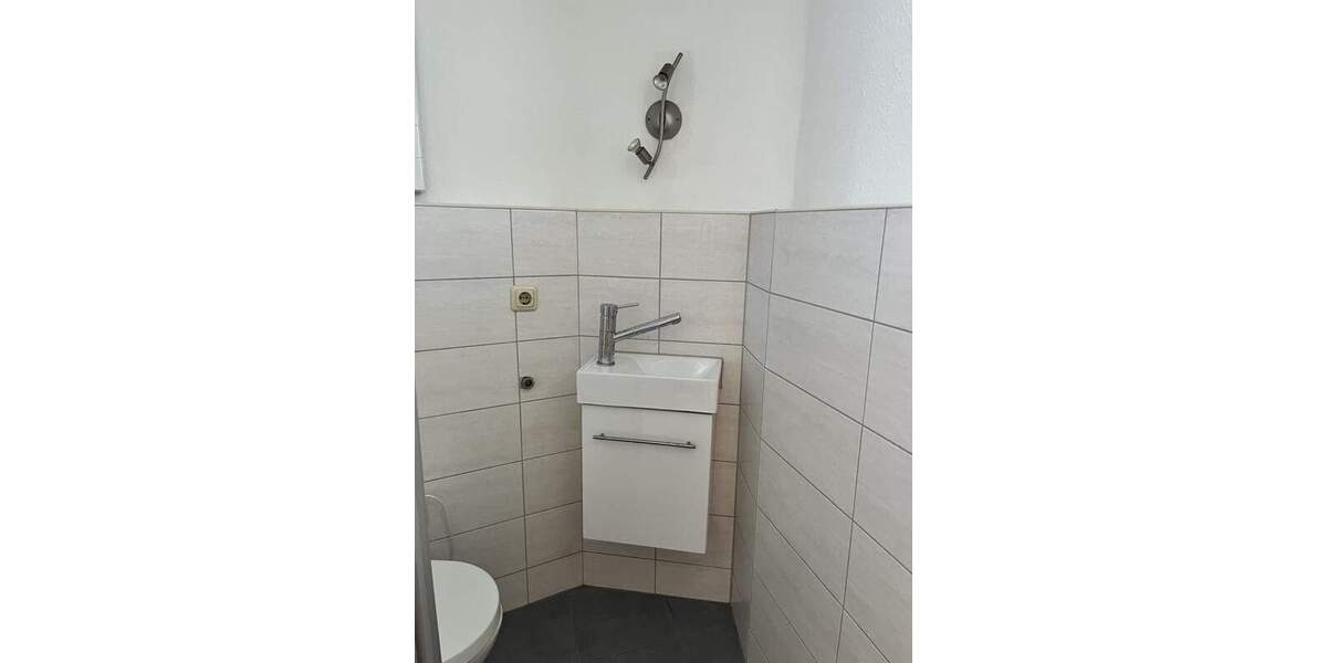Etagenwohnung Meerane - 3 Zimmer, 87 m&sup2;, 480&euro; | Angebot:25665453
