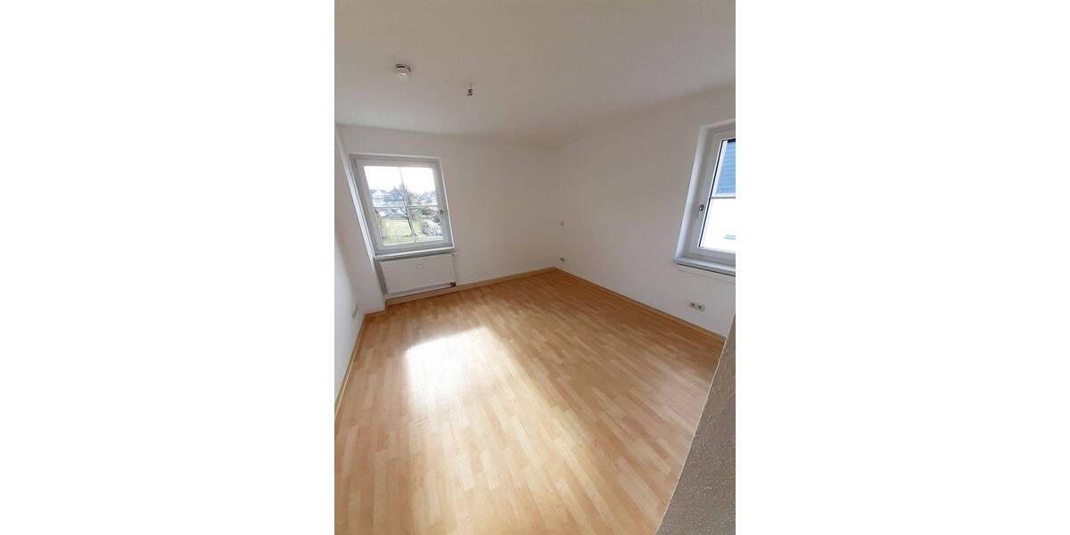 Etagenwohnung Oelsnitz/Erzgebirge Oelsnitz - 3 Zimmer, 58 m&sup2;, 330&euro; | Angebot:25938098