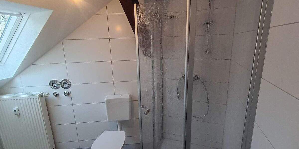 Etagenwohnung Reichenbach im Vogtland Reichenbach - 3 Zimmer, 74 m&sup2;, 450&euro; | Angebot:25665720