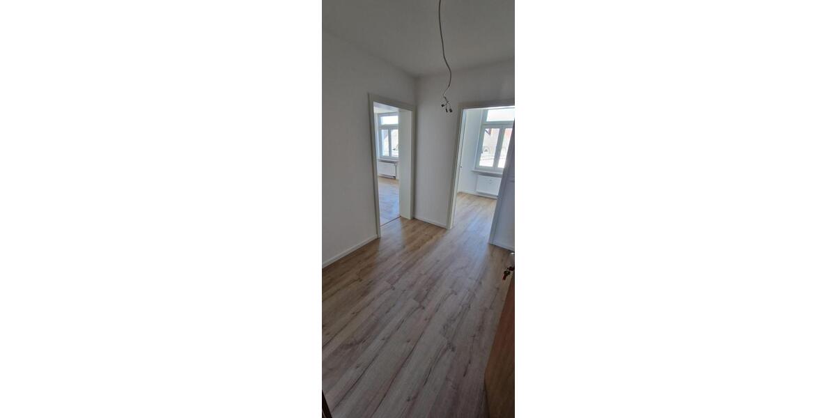 Etagenwohnung Glauchau - 2 Zimmer, 58 m&sup2;, 315&euro; | Angebot:26676959