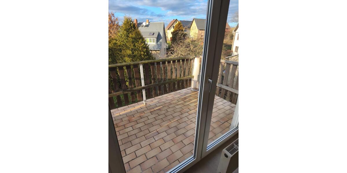 Etagenwohnung Glauchau - 2 Zimmer, 64 m&sup2;, 380&euro; | Angebot:24493210