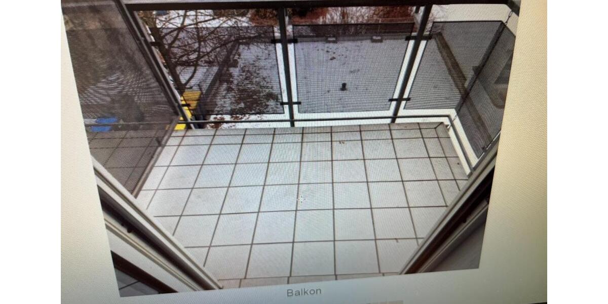 Etagenwohnung Zwickau - 2 Zimmer, 69 m&sup2;, 69.000&euro; | Angebot:25645462