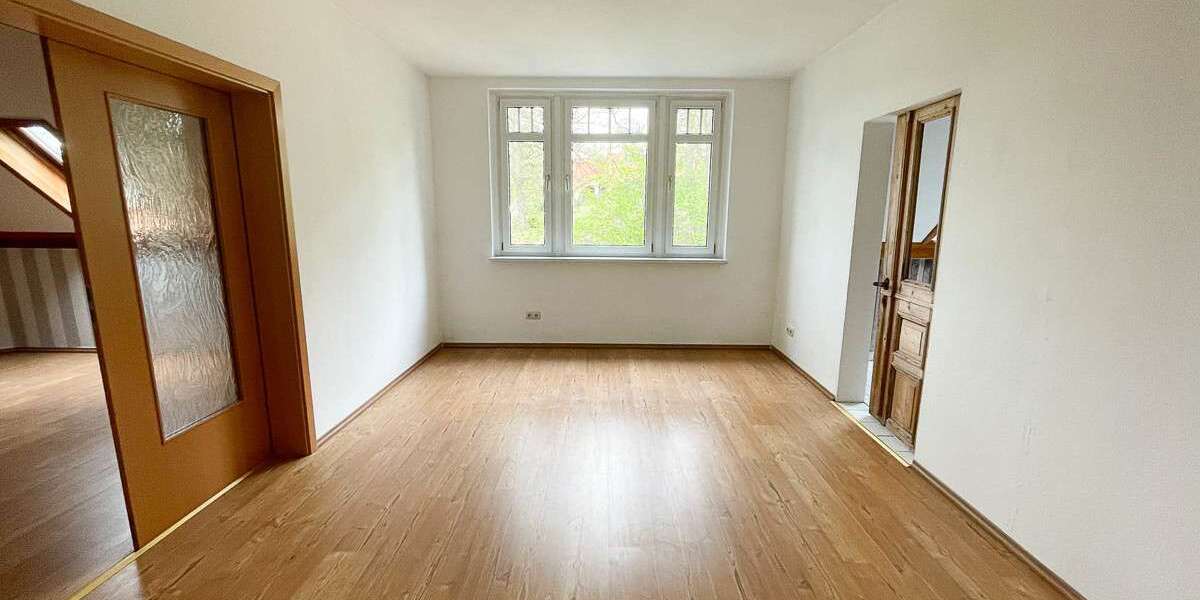 Etagenwohnung Aue Aue - 2 Zimmer, 63 m&sup2;, 400&euro; | Angebot:24467014