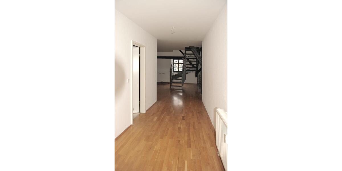 Maisonettenwohnung Zwickau - 2 Zimmer, 104 m&sup2;, 850&euro; | Angebot:24979013