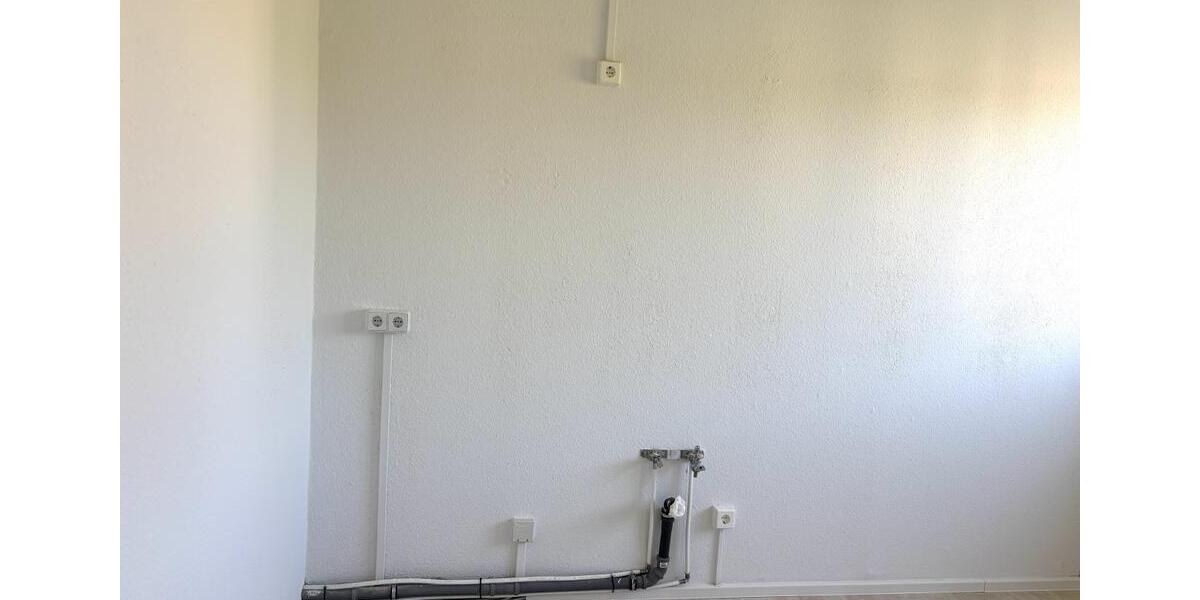Etagenwohnung Zwickau Neuplanitz - 2 Zimmer, 58 m&sup2;, 383&euro; | Angebot:25569432