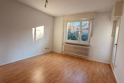 Wohnung Crimmitschau - 2 Zimmer, 52 m&sup2;, 300&euro; | Angebot:26676957