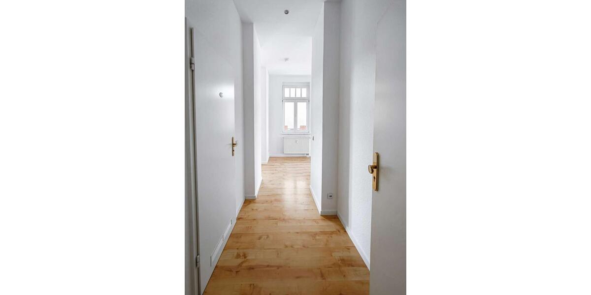 Erdgeschoßwohnung Zwickau - 1.5 Zimmer, 35 m&sup2;, 230&euro; | Angebot:21467657