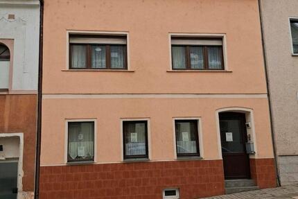 Haus Werdau - 5 Zimmer, 100 m&sup2;, 60.000&euro; | Angebot:24829937