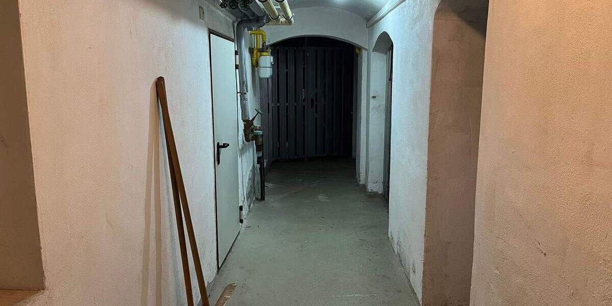 Mehrfamilienhaus, Wohnhaus Limbach-Oberfrohna Oberfrohna - 2 Zimmer, 550.000&euro; | Angebot:25913992