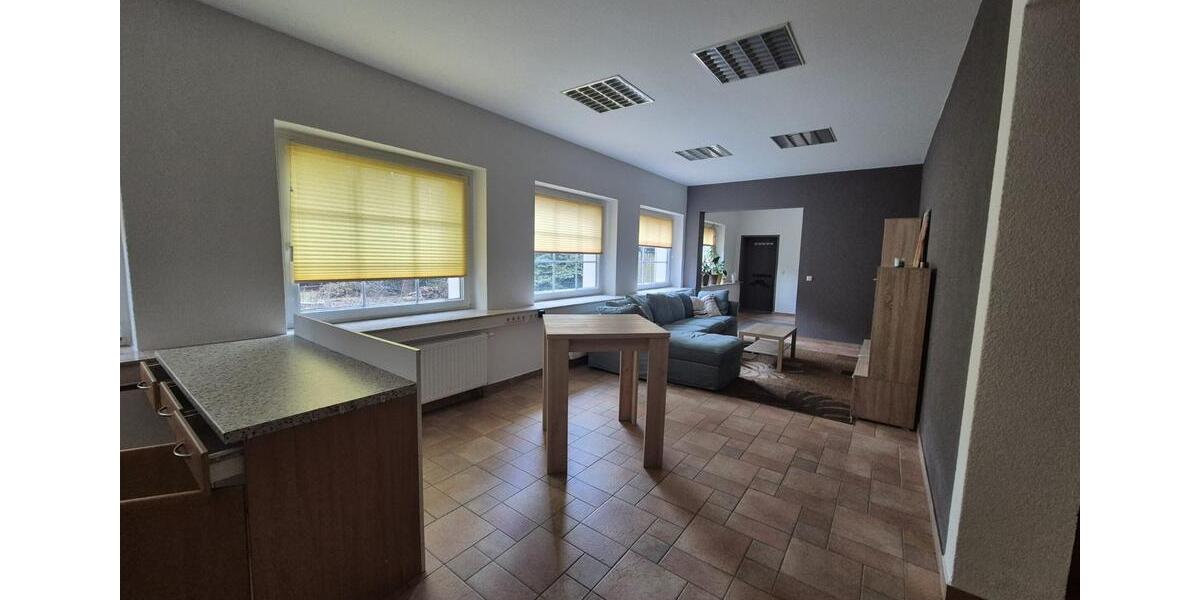 Etagenwohnung Mühlau - 1 Zimmer, 97 m&sup2;, 490&euro; | Angebot:24975410