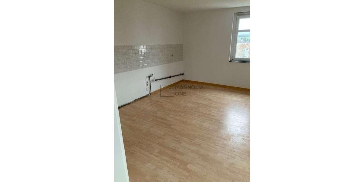 Dachgeschoßwohnung Gößnitz - 4 Zimmer, 83 m&sup2;, 509&euro; | Angebot:21370932