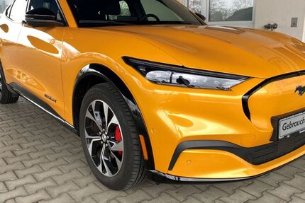 Ford Mustang Mach-E 14.449 km 51.790 &euro; Glauchau 08371