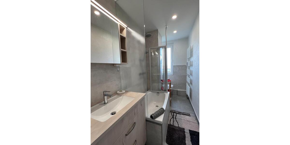 Etagenwohnung Werdau - 3 Zimmer, 56 m&sup2;, 498&euro; | Angebot:25887469