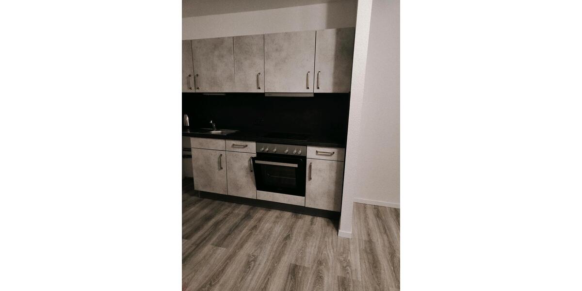 Etagenwohnung Aue-Bad Schlema Bad Schlema - 1 Zimmer, 27 m&sup2;, 210&euro; | Angebot:26656206