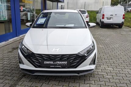Hyundai i20 1.500 km 17.990 &euro; Schneeberg 08289