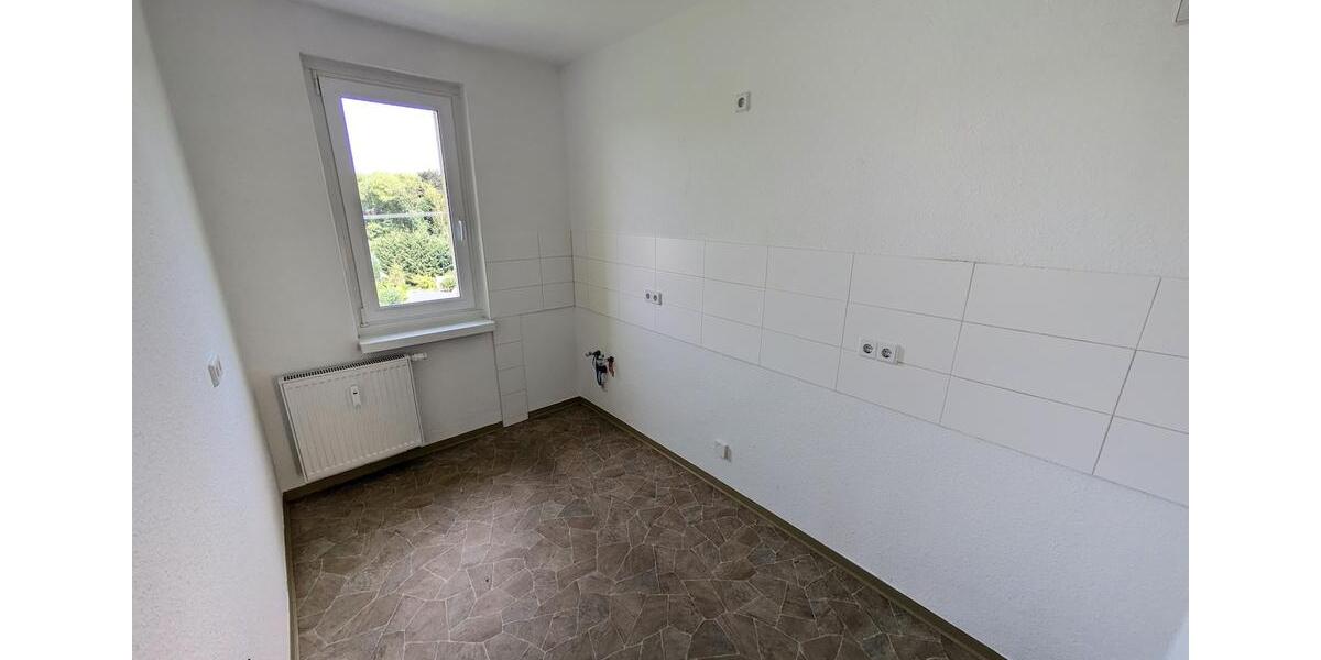 Etagenwohnung Limbach-Oberfrohna Oberfrohna - 2 Zimmer, 49 m&sup2;, 333&euro; | Angebot:25945641