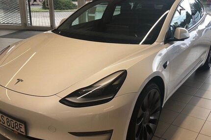 Tesla Model 3 27.000 km 37.990 &euro; Zwickau 08064